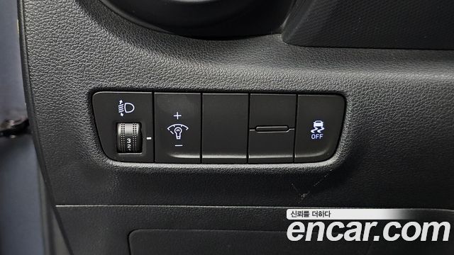 Hyundai Kona 2018 — photo 29