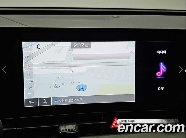 Kia Sportage 2022 — photo 16