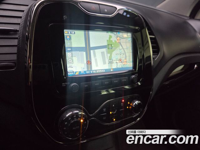 Renault Korea QM3 2015 — photo 5