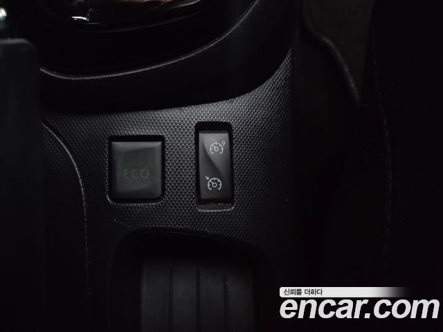 Renault Korea QM3 2015 — photo 9