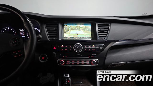 Kia K9 2013 — photo 20