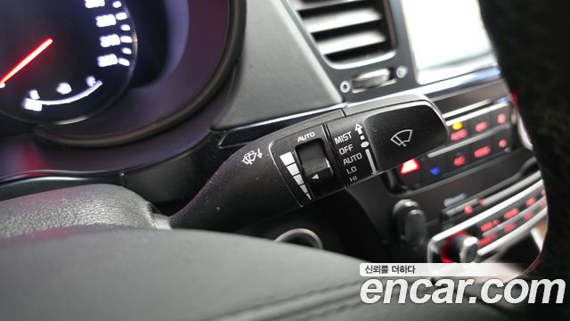 Kia K9 2013 — photo 28
