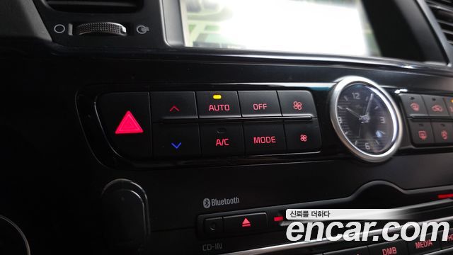 Kia K9 2013 — photo 33