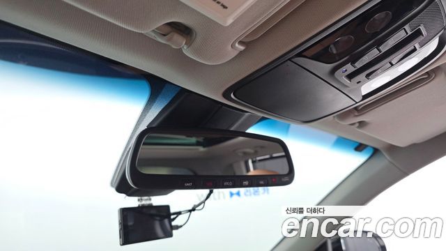 Kia Sorento 2018 — photo 23