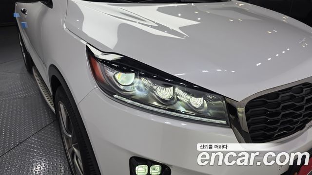 Kia Sorento 2018 — photo 8