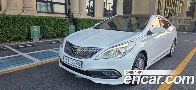 Hyundai Grandeur 2015 — photo 1