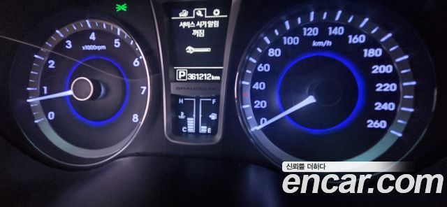 Hyundai Grandeur 2015 — photo 8