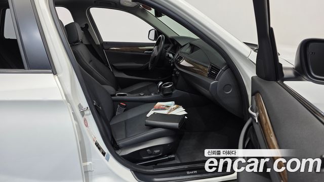 BMW X1 2013 — photo 11