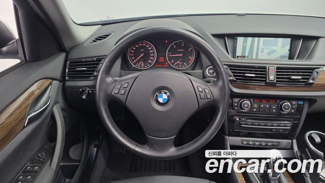BMW X1 2013 — photo 13