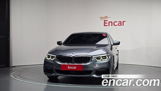 BMW 5-Series 2019 — photo 3
