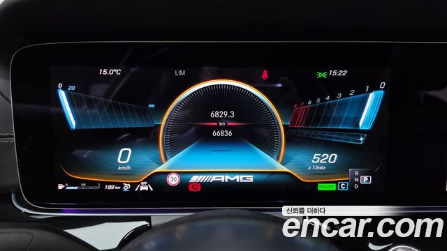 Mercedes-Benz AMG GT 2021 — photo 11