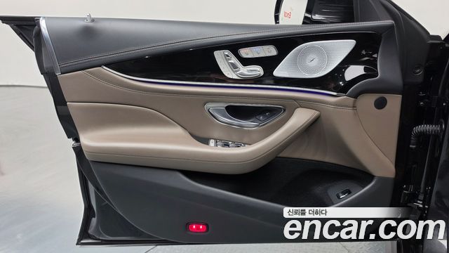 Mercedes-Benz AMG GT 2021 — photo 14