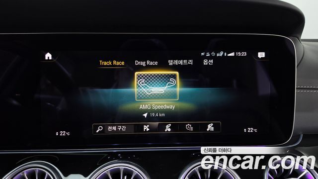 Mercedes-Benz AMG GT 2021 — photo 34