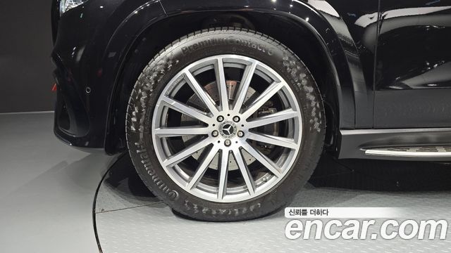 Mercedes-Benz GLS-Class 2025 — photo 5
