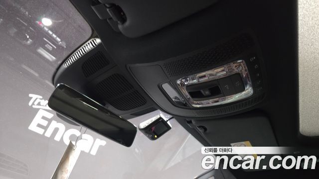 Mercedes-Benz GLS-Class 2025 — photo 27