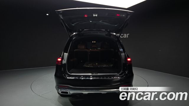 Mercedes-Benz GLS-Class 2025 — photo 38