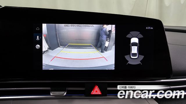 Hyundai AVANTE 2021 — photo 16