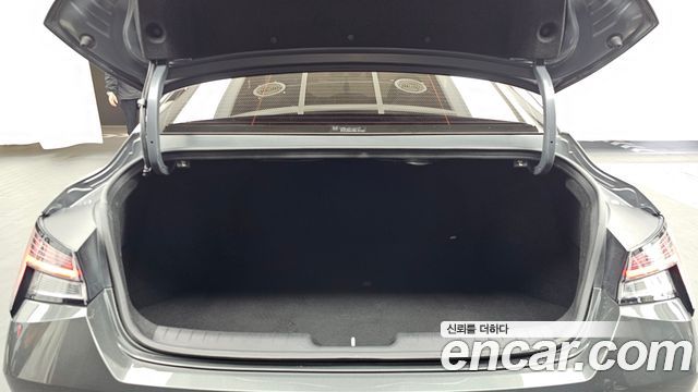 Hyundai AVANTE 2021 — photo 20
