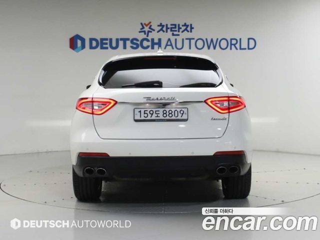 Maserati Levante 2017 — photo 4