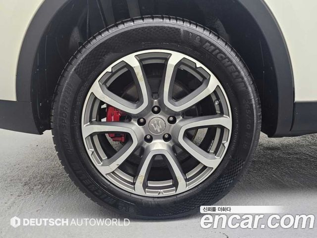 Maserati Levante 2017 — photo 5