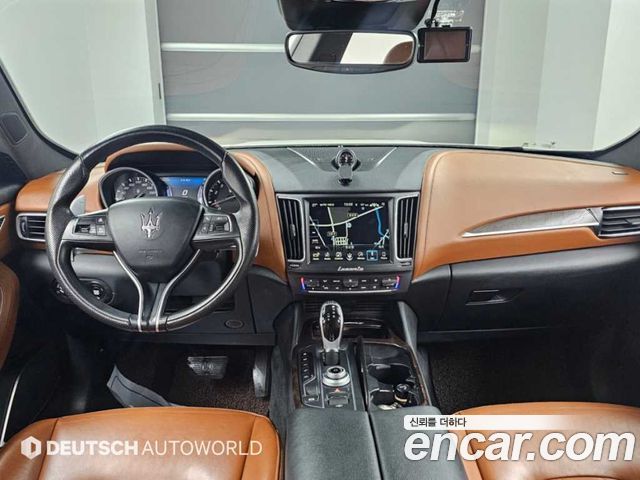 Maserati Levante 2017 — photo 7