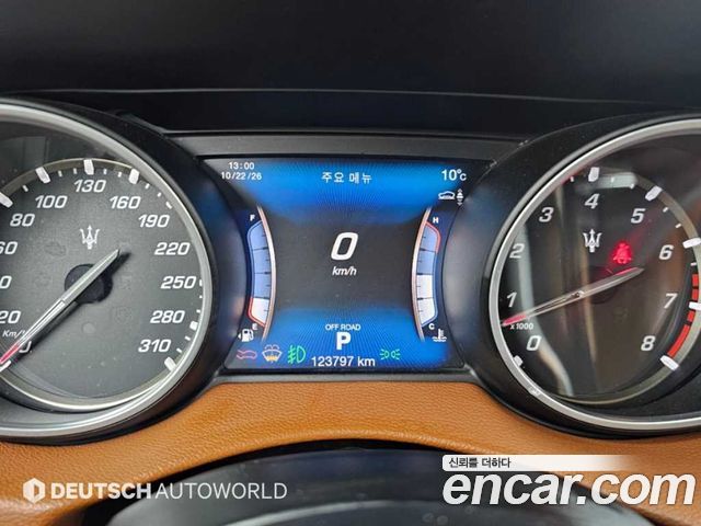 Maserati Levante 2017 — photo 8