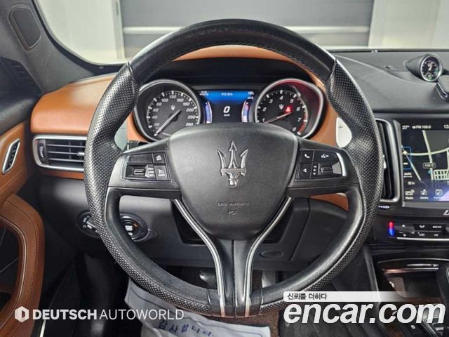 Maserati Levante 2017 — photo 13