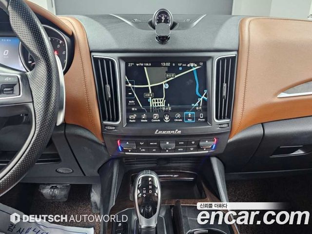 Maserati Levante 2017 — photo 14