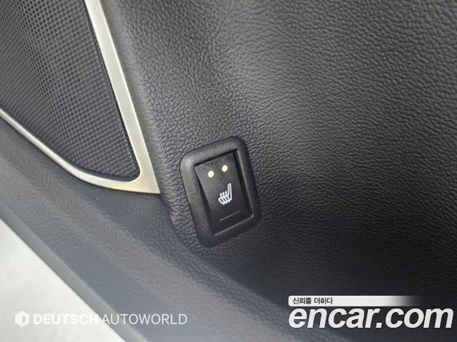 Maserati Levante 2017 — photo 16