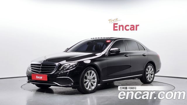 Mercedes-Benz E-Class 2018 — photo 1