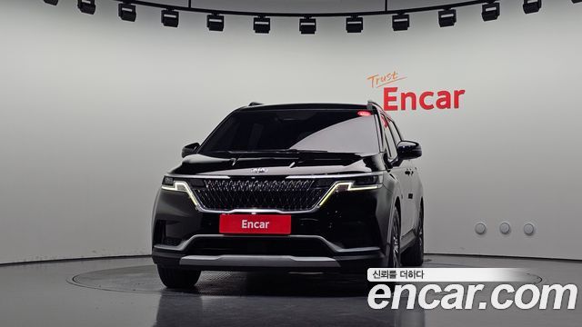 Kia Canival 2021 — photo 3