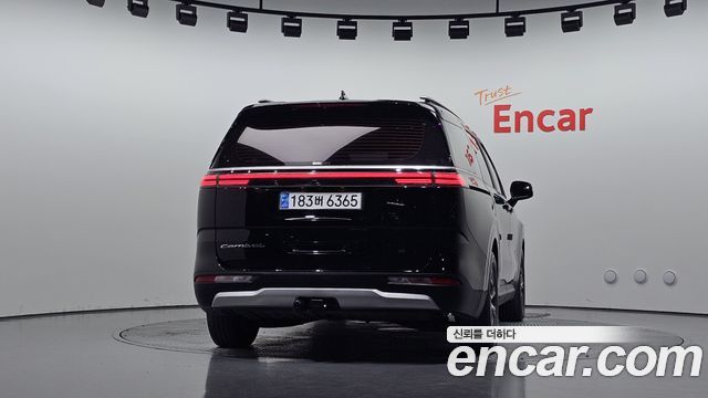 Kia Canival 2021 — photo 4