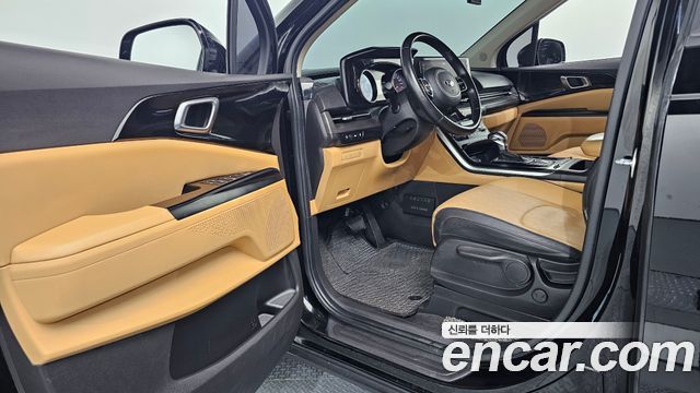 Kia Canival 2021 — photo 10