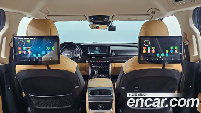 Kia Canival 2021 — photo 17