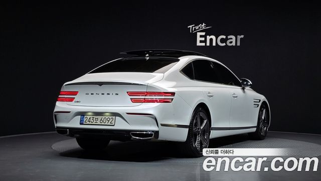 Genesis G80 2023 — photo 2
