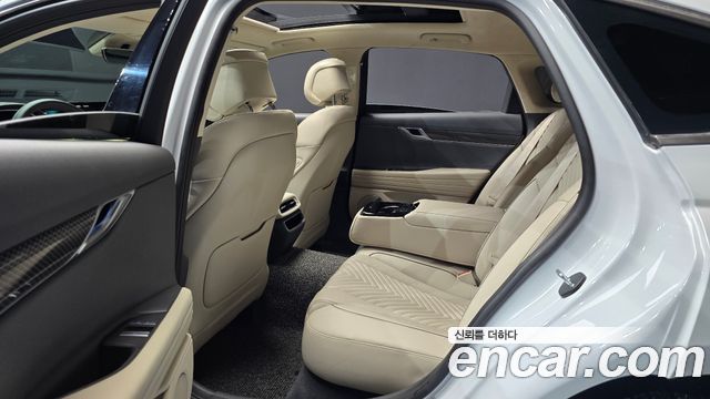 Genesis G80 2023 — photo 18