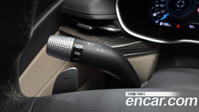 Genesis G80 2023 — photo 29