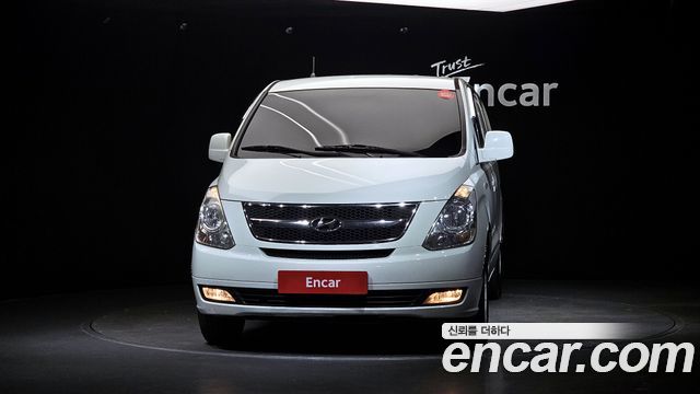 Hyundai Starex 2011 — photo 3