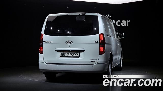 Hyundai Starex 2011 — photo 4