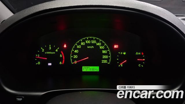 Hyundai Starex 2011 — photo 8