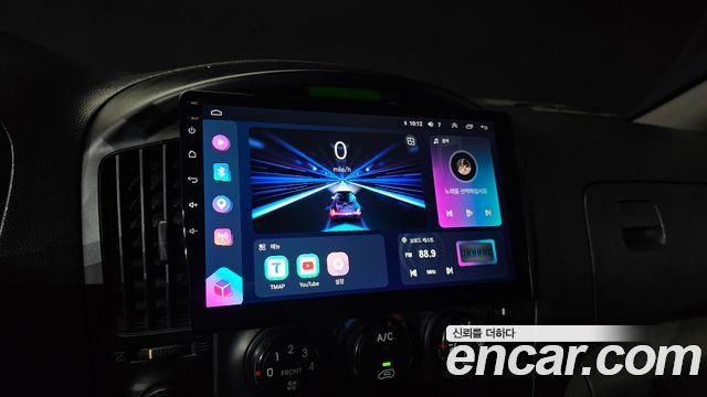 Hyundai Starex 2011 — photo 16