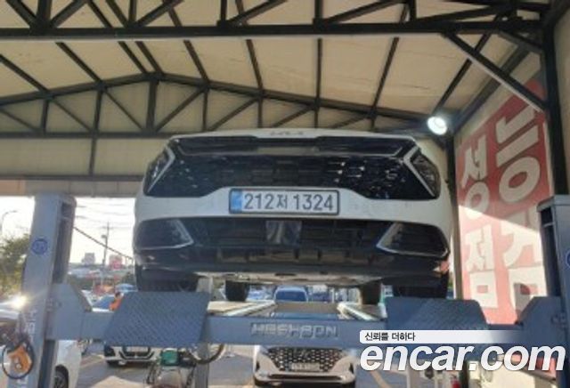 Kia Sportage 2023 — photo 1