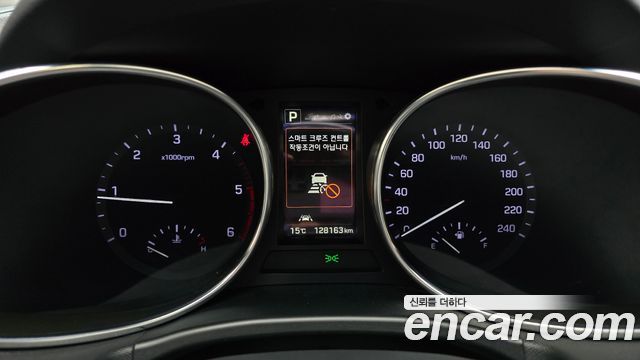 Hyundai Santafe 2016 — photo 11