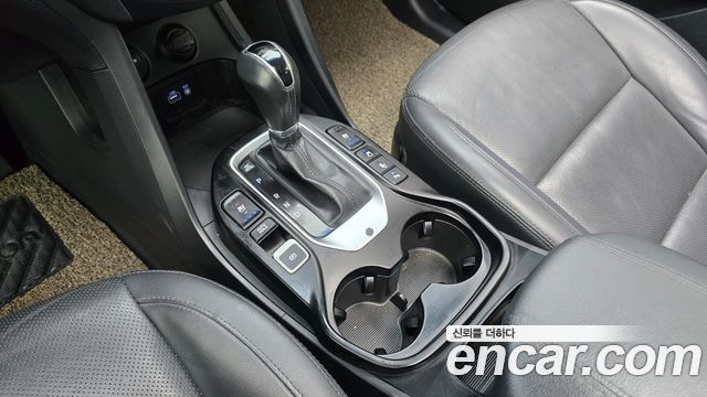 Hyundai Santafe 2016 — photo 12