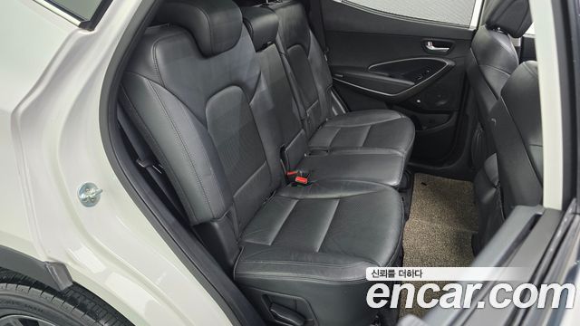 Hyundai Santafe 2016 — photo 17