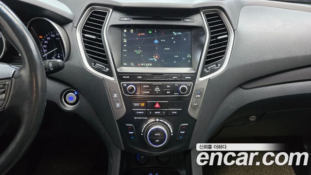 Hyundai Santafe 2016 — photo 20