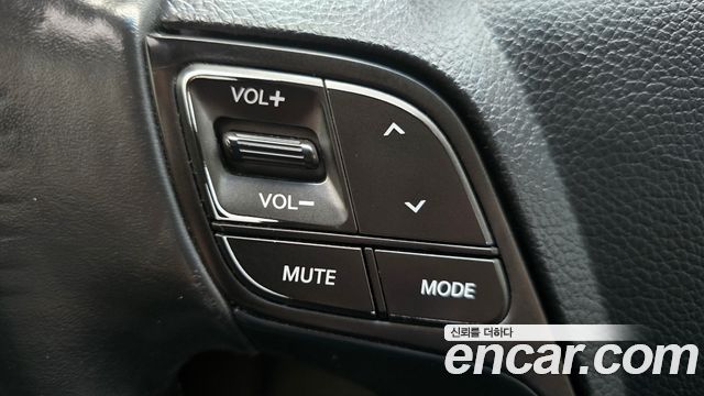 Hyundai Santafe 2016 — photo 24