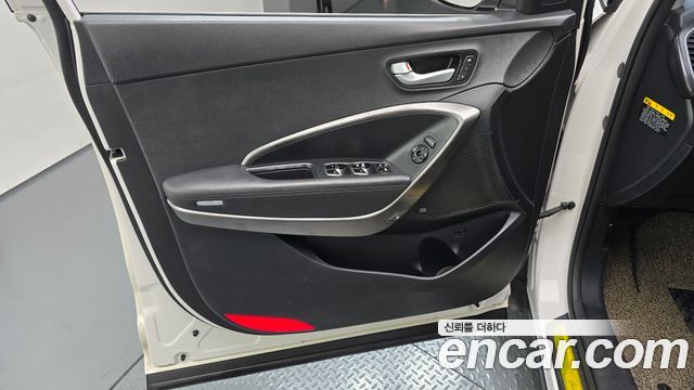 Hyundai Santafe 2016 — photo 14