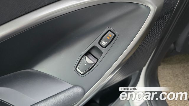 Hyundai Santafe 2016 — photo 28