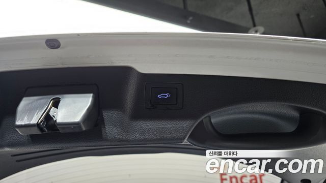 Hyundai Santafe 2016 — photo 32